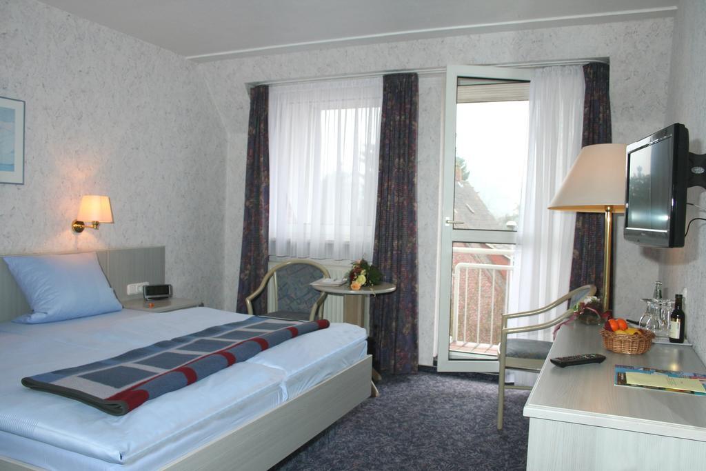 Hotel Bad Zwischenahn Exterior photo